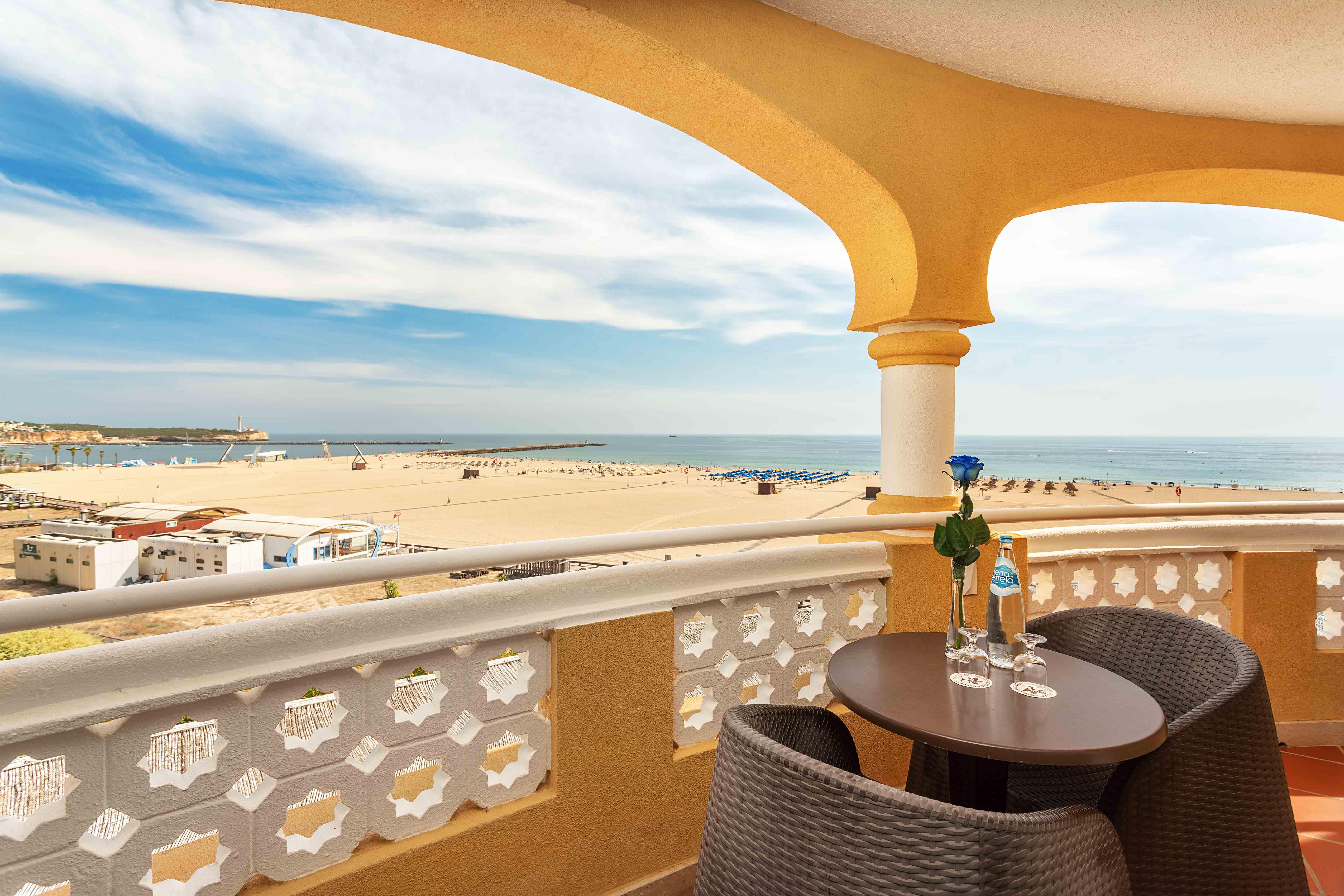 Ap Oriental Beach - Adults Friendly Hotel Portimao Exterior photo